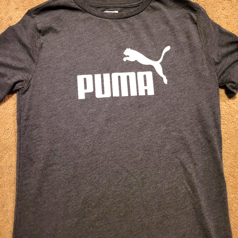 Grey Puma T-shirt, Youth XL(18-20)